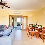Casa Antonius, Sun & Pool Balaia By Becherish Casa vacanze