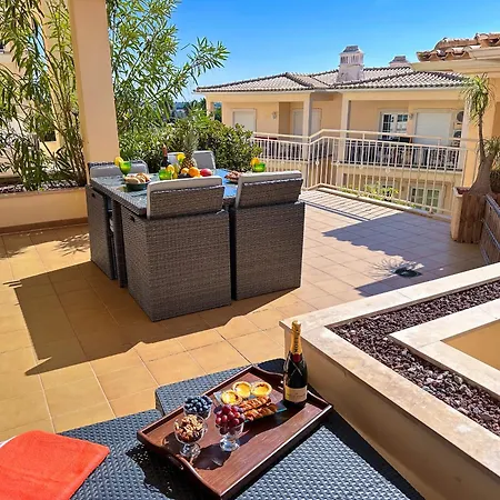 Albufeira Sea View Family With Pool Near Balaia Golf Holiday home *