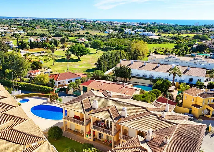 Casa Antonius, Sun & Pool Balaia By Becherish Casa de Férias Luz