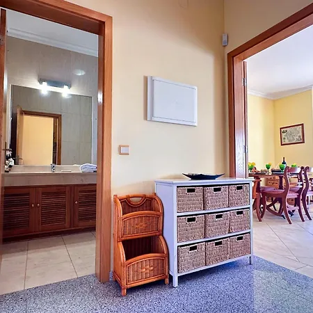 Casa Antonius, Sun & Pool Balaia By Becherish