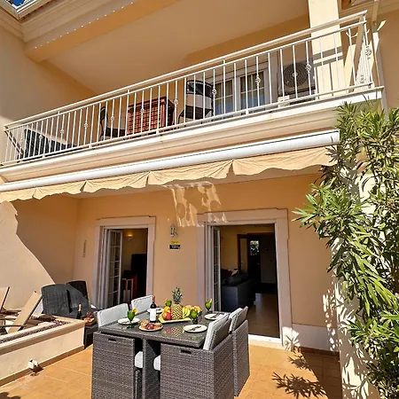 Casa Antonius, Sun & Pool Balaia By Becherish Tatil Evi Luz