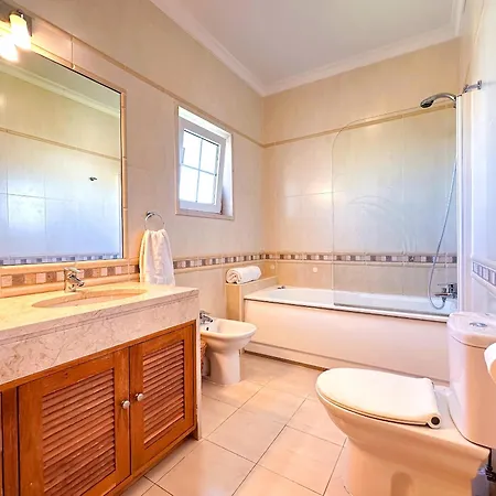 Tatil Evi Casa Antonius, Sun & Pool Balaia By Becherish Luz