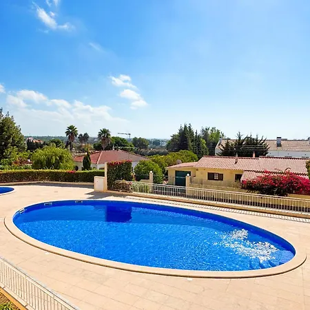 Vakantiehuis Casa Antonius, Sun & Pool Balaia By Becherish