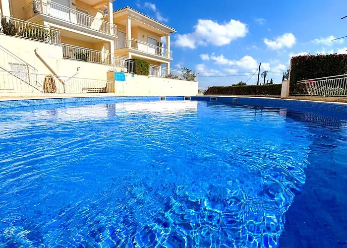 Дом отдыха Casa Antonius, Sun & Pool Balaia By Becherish *